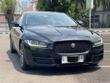 2016 Jaguar XE 2.0 Prestige Sedan
