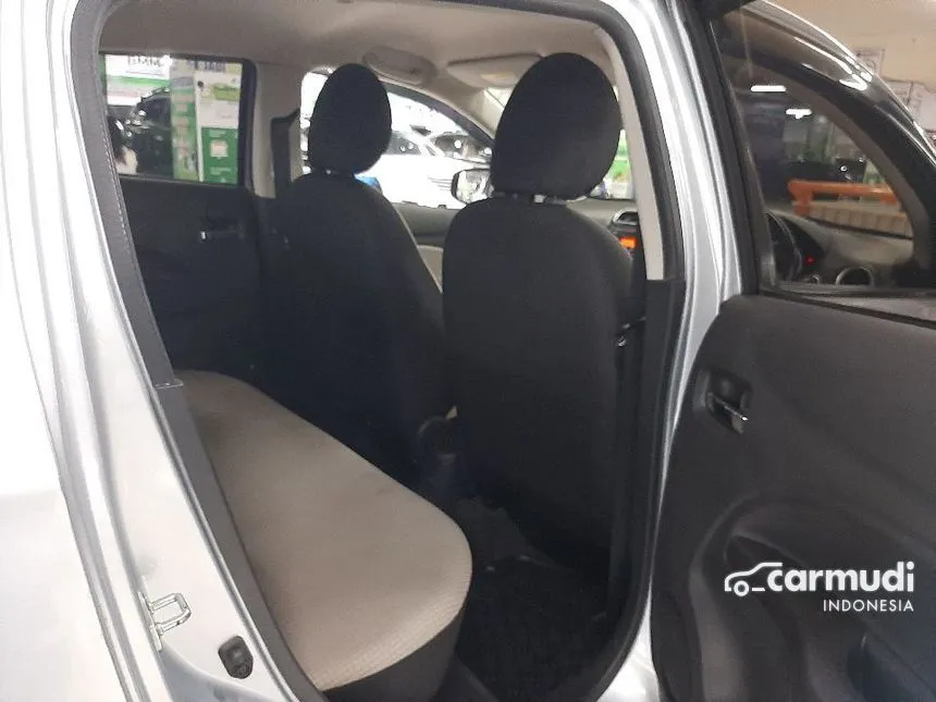 2013 Mitsubishi Mirage GLS Hatchback