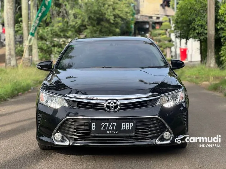 2017 Toyota Camry V Sedan
