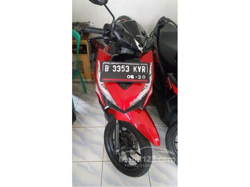 Jual Motor Honda Vario 2015 125 0.1 di Jawa Barat 