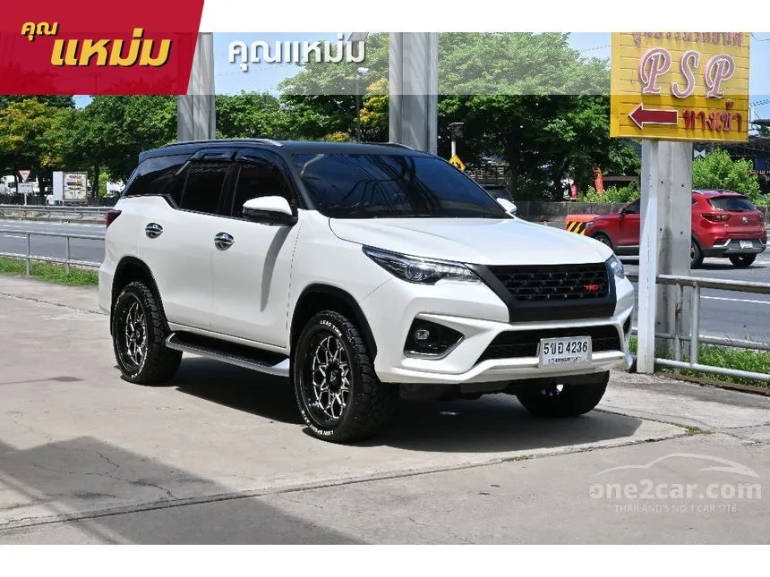 2018 Toyota FORTUNER TRD Sportivo (Blacktop) SUV