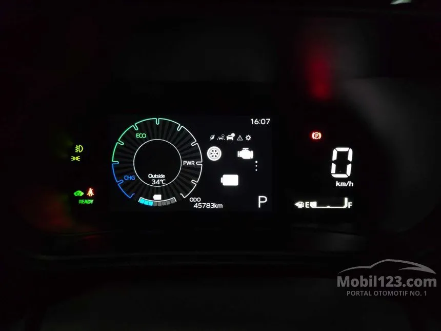 2023 Toyota Yaris Cross S SUV