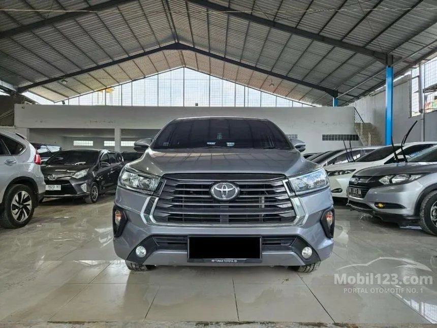 Jual Mobil Toyota Kijang Innova 2021 G 2.0 di Sumatera Utara Automatic MPV Silver Rp 300.000.000