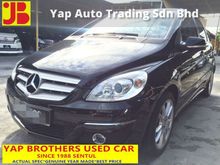 (ACTUAL YEAR MADE 2011)Mercedes-Benz B180 1.7 NEW STOCK OFFER CALL FO BEST PRICE 012-3889926 SENTUL YAP BROTHERS THE BRAND YOU TRUST SINCE 1988