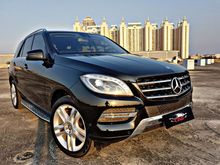 2013 Mercedes-Benz ML350 3.5 4MATIC SUV / Sunroof / PBD/ Harman Kardon