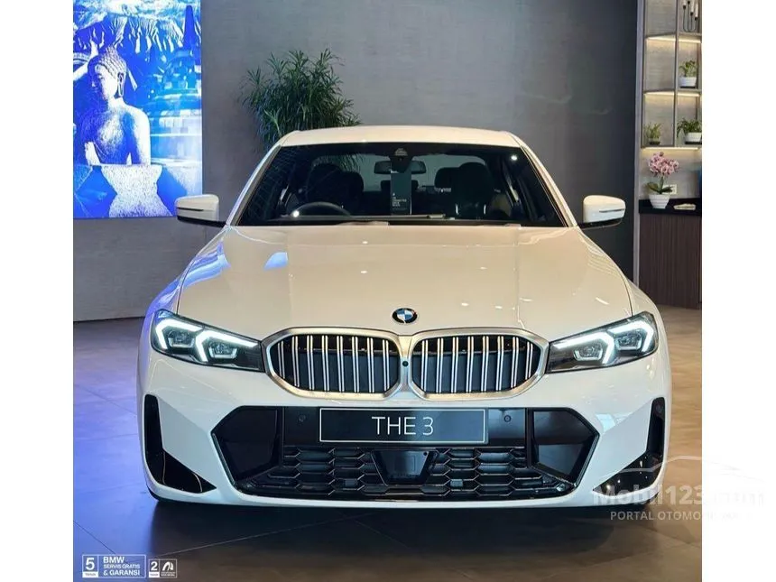 2025 BMW 320i M Sport Sedan