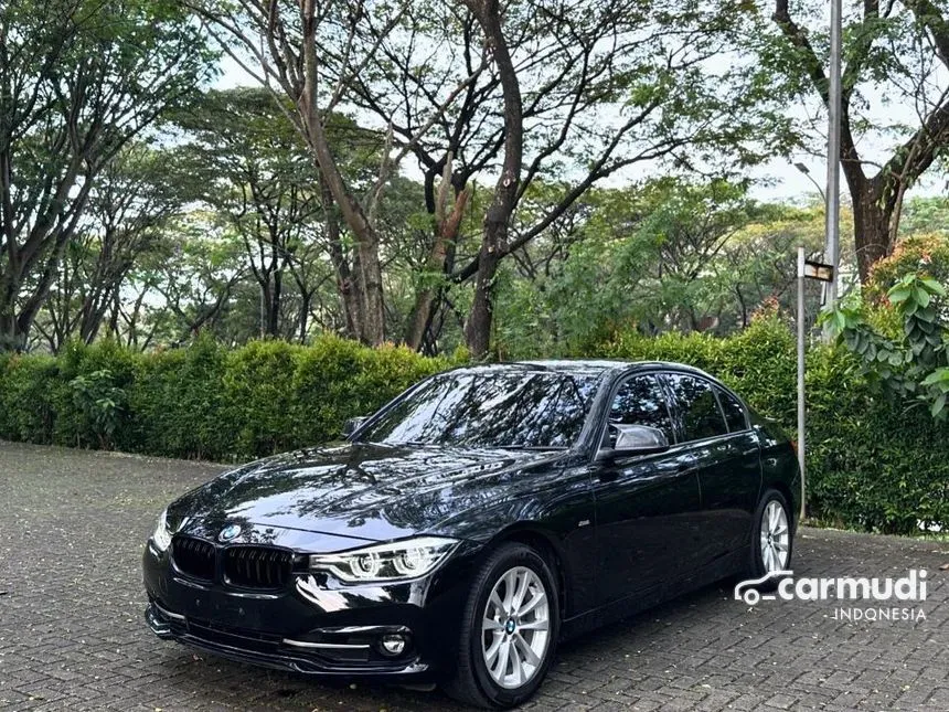 2018 BMW 320i Sport Sedan