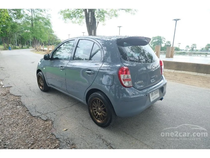 2011 Nissan MARCH S Hatchback