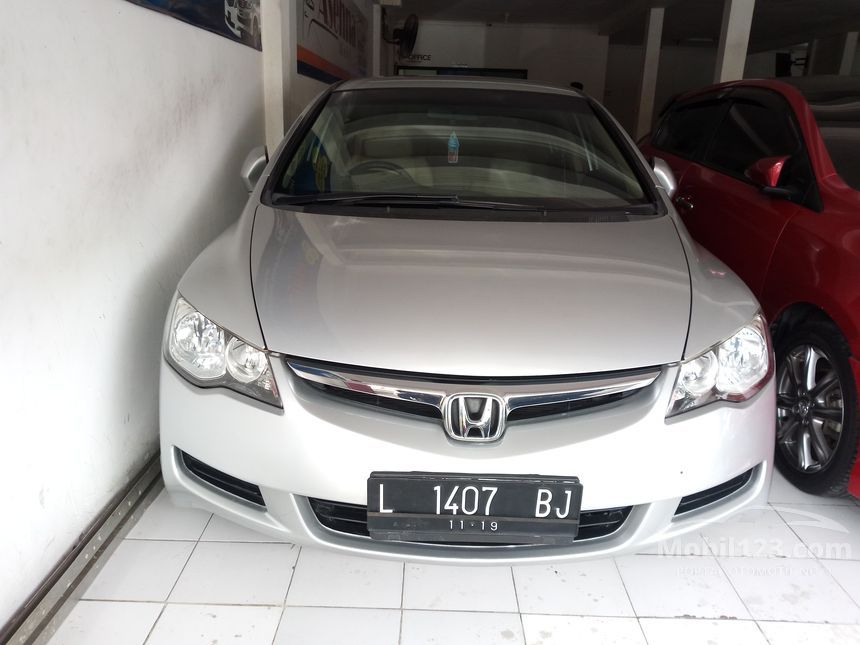 Jual Mobil Honda Civic 2007 FD 1.8 di Jawa Timur Manual Sedan Silver Rp