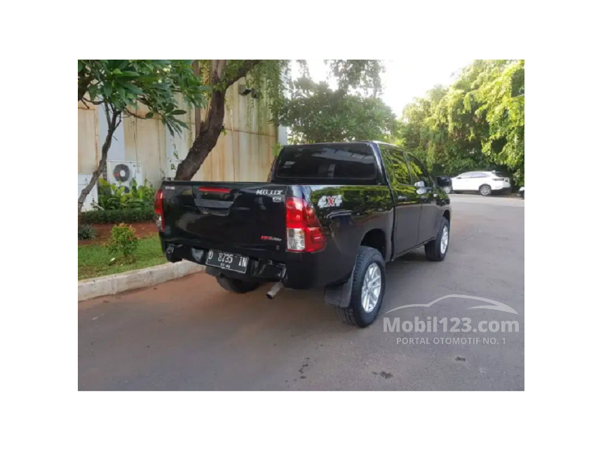 2017 Toyota Hilux E Extended Cab Pick-up