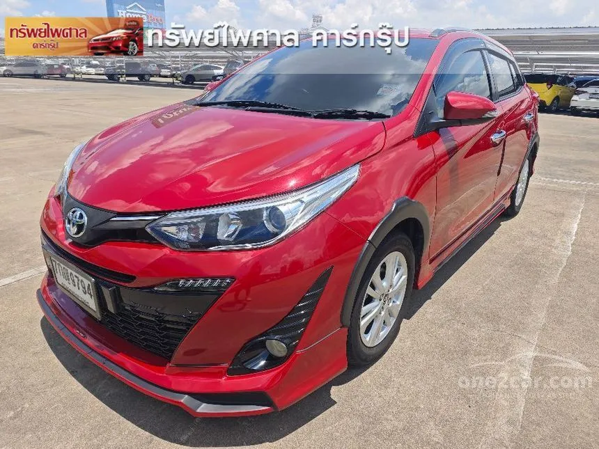 2018 Toyota YARIS G Hatchback