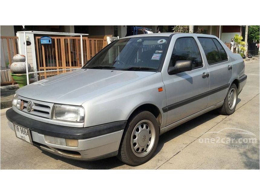 Volkswagen vento gl