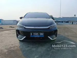 2024 BYD M6 Standard 7 Seater MPV