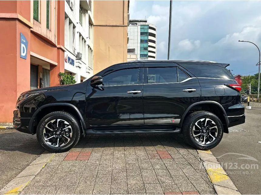 2022 Toyota Fortuner GR Sport 4X2 SUV