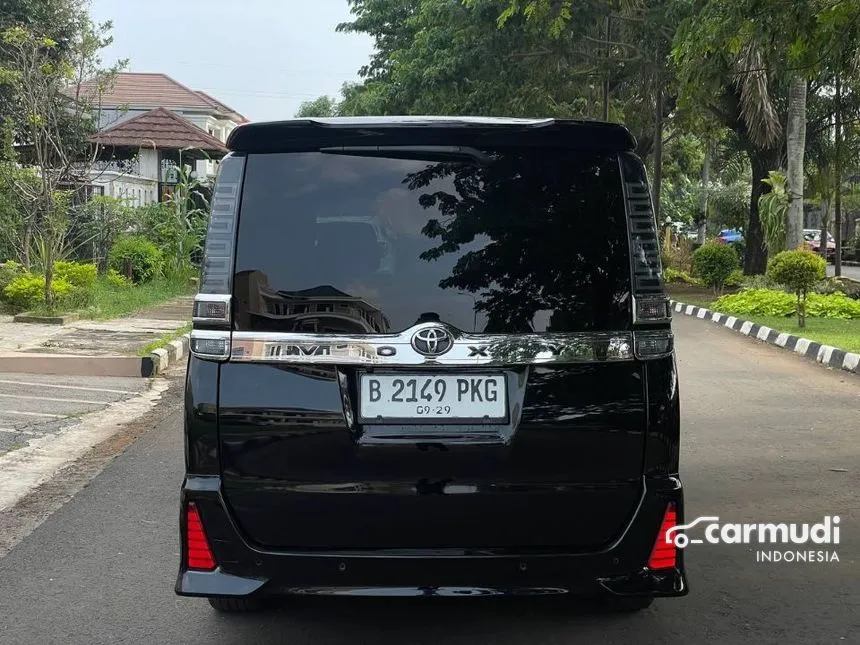 2019 Toyota Voxy Wagon