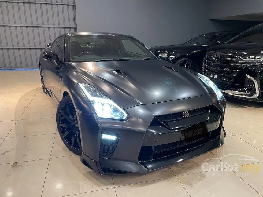 2014 Nissan GT-R Premium Edition Coupe