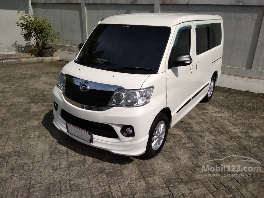 Jual Mobil Daihatsu Luxio  2022 X 1 5 di DKI Jakarta 