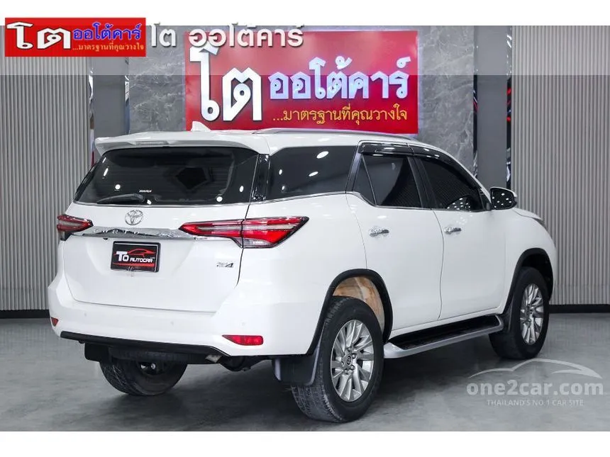 2020 Toyota Fortuner V SUV