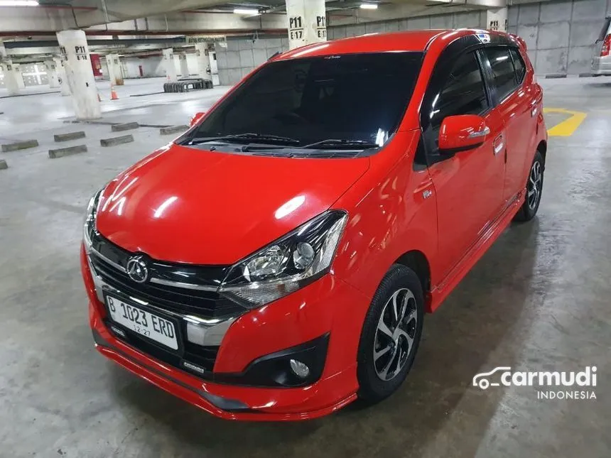 2017 Daihatsu Ayla R Deluxe Hatchback