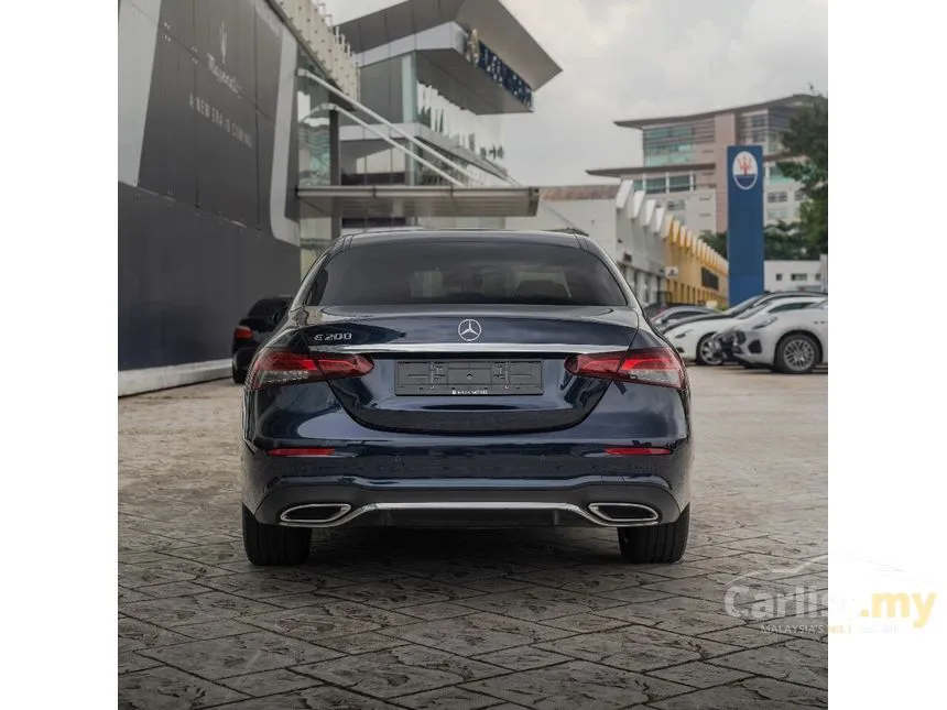 2022 Mercedes-Benz E200 AMG Sedan