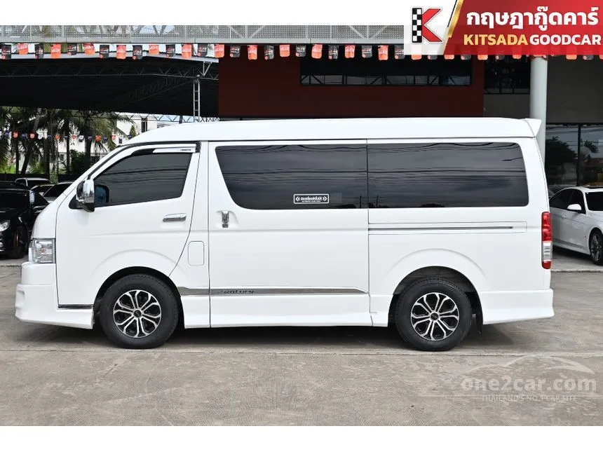 2018 Toyota VENTURY V Van