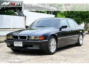2000 BMW 730iL 3.0 Sedan