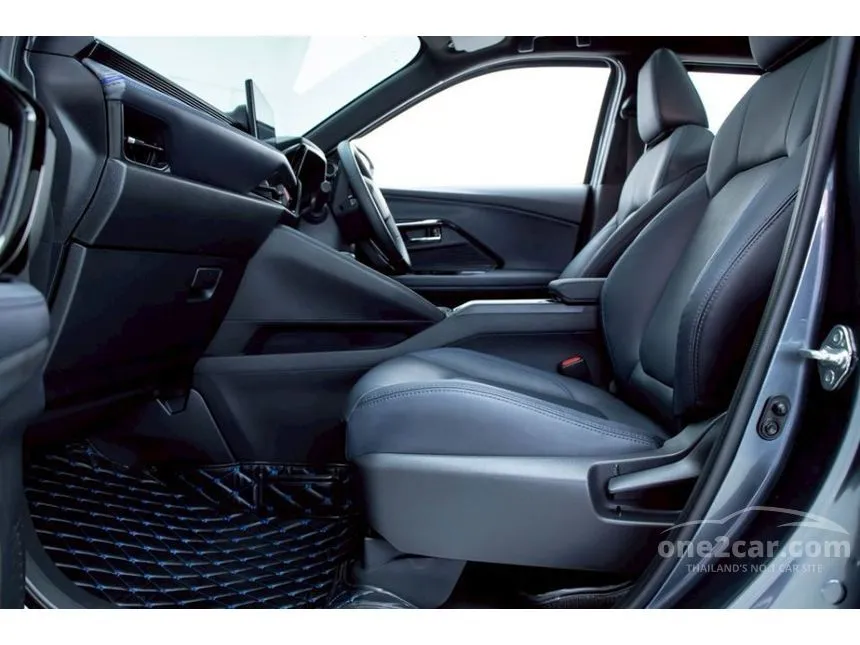 2024 Toyota Yaris Cross HEV Premium Luxury SUV
