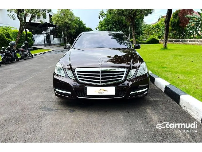 2011 Mercedes-Benz E300 Elegance Sedan