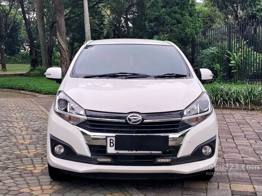 Jual Mobil Daihatsu Ayla 2017 R Deluxe 1.2 di Banten Automatic Hatchback Putih Rp 105.000.000