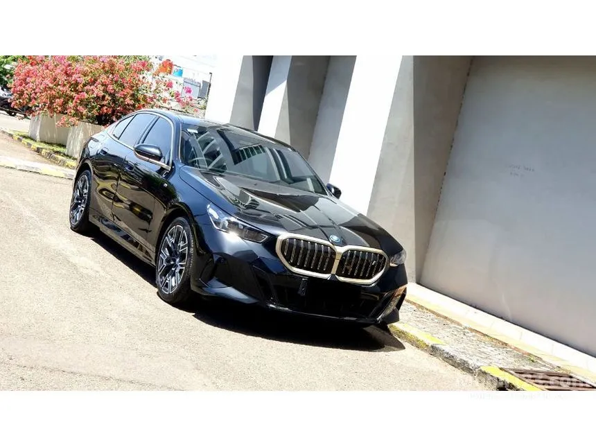2024 BMW i5 eDrive40 M Sport Sedan