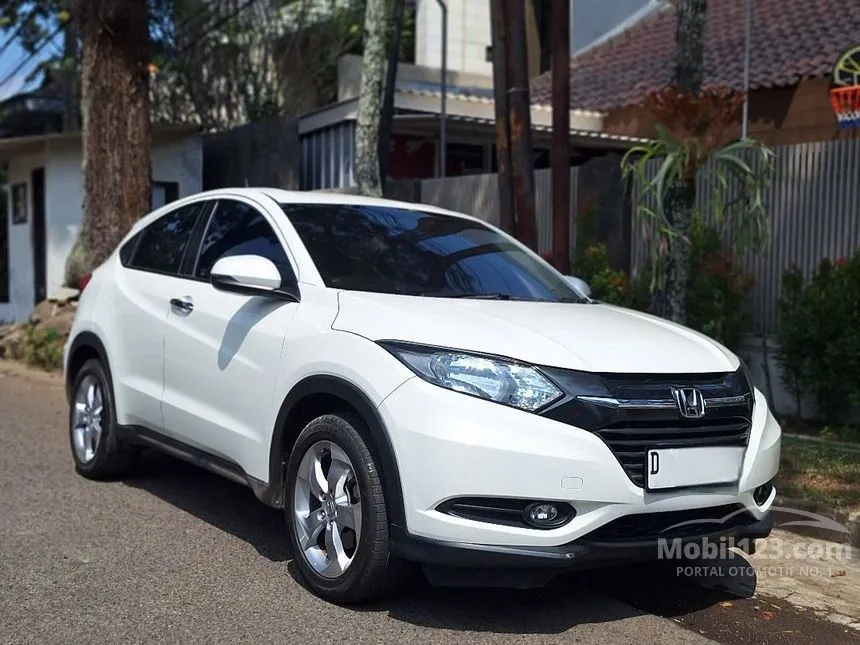 Jual Mobil Honda HR
