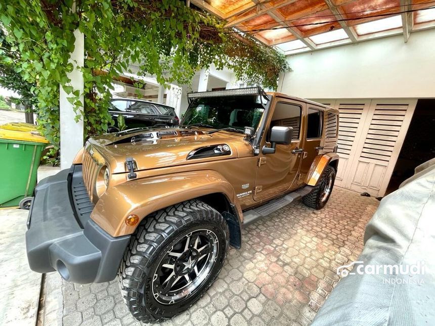 Jeep Wrangler 2011 Unlimited 70th Anniversary Edition  in DKI Jakarta  Automatic SUV Others for Rp  - 7994922 