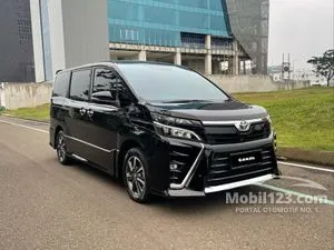 SPESIAL PAKET KREDIT DP MINIM, PAJAK PANJANG SERVICE RECORD 2018 Toyota Voxy 2.0 R80 Wagon