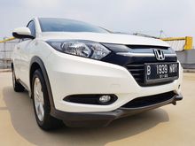 2016 Honda HR-V 1.5 E SUV, Km 20 rb , LIKE NEW, TDP 19 JT (ALL IN)