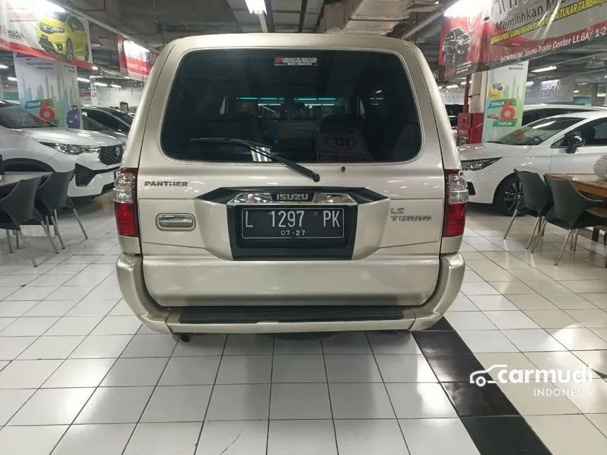 2017 Isuzu Panther LS SUV