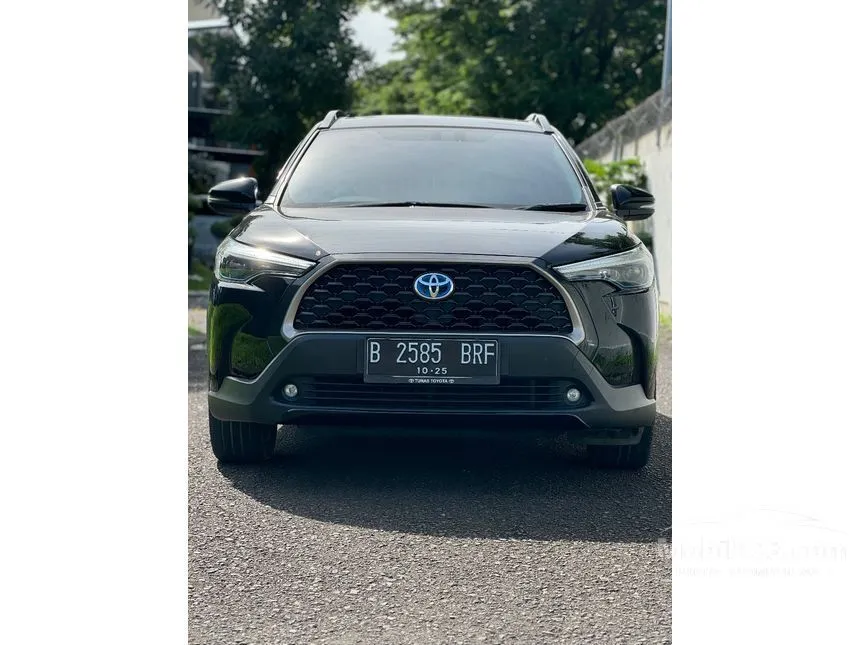 Jual Mobil Toyota Corolla Cross 2020 Hybrid 1.8 di Banten Automatic SUV Hitam Rp 299.000.000
