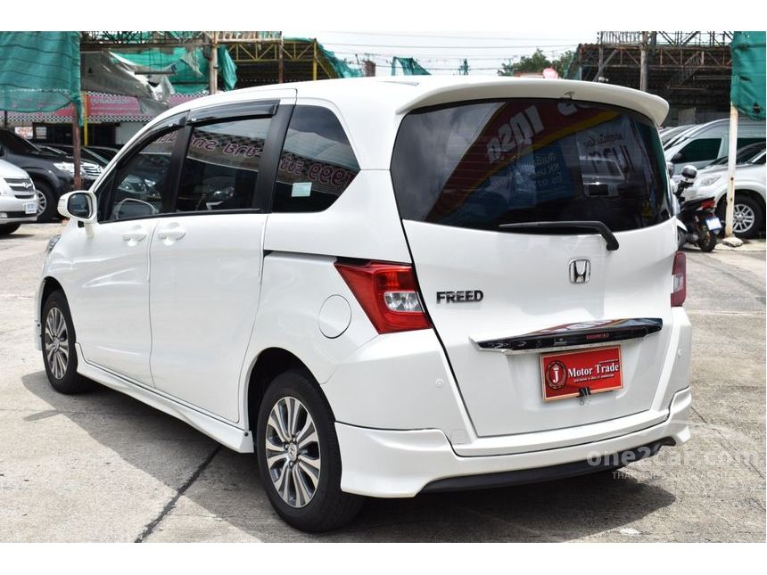 Honda freed 2015
