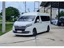 2020 Toyota Commuter 2.8 (ปี 19-30) Van