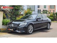 2017 Mercedes-Benz C200 2.0 Avantgarde Sedan Mercedes Benz W205 C200 AVG ATPM 2017 Black On Black Full Original Perfect Conditionn Pjk Pnjng 1Thn