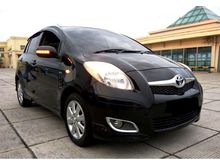 TOYOTA Yaris 1.5 E AT 2010 Hitam