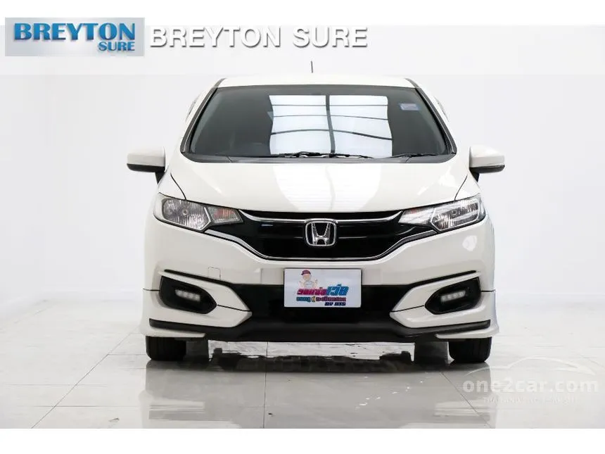 2017 Honda JAZZ V Hatchback