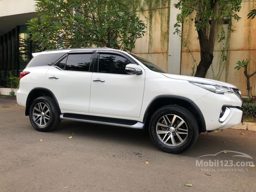 Jual Mobil Toyota Fortuner 2017 VRZ 2.4 di DKI Jakarta Automatic SUV ...