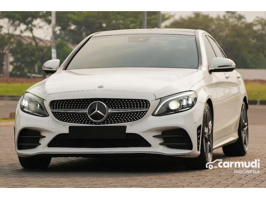 2019 Mercedes-Benz C300 AMG Line Sedan