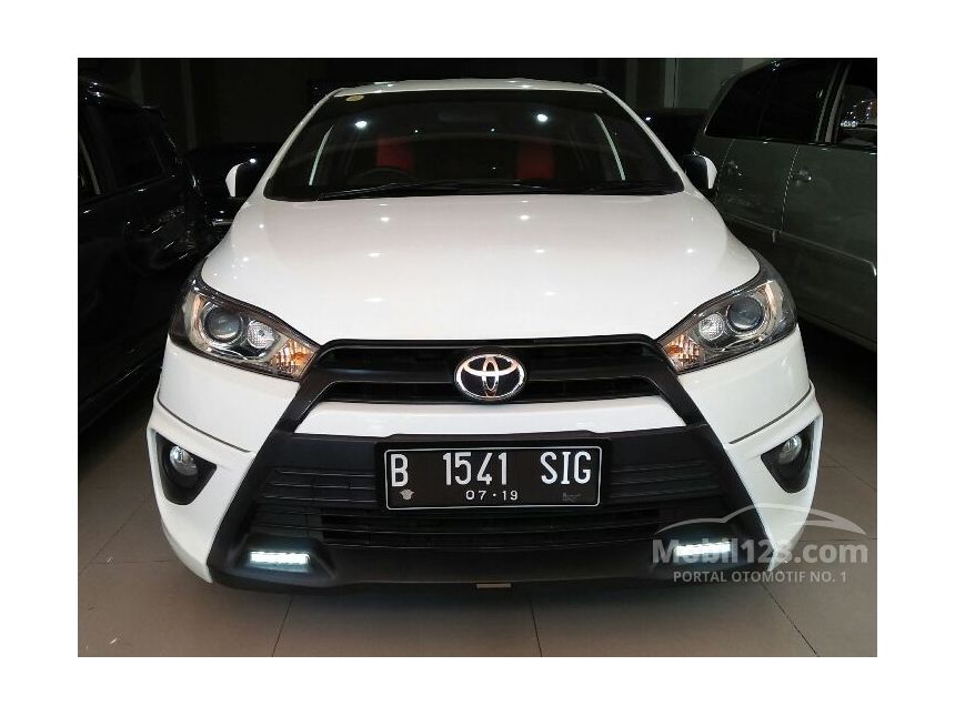 Jual Mobil Toyota Yaris 2014 TRD Sportivo 1.5 di Jawa Jual Mobil Toyota Yaris 2014 TRD Sportivo 1.5 di Jawa