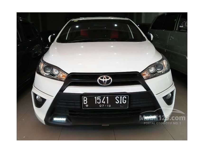 Jual Mobil Toyota Yaris 2014 TRD Sportivo 1.5 di Jawa 