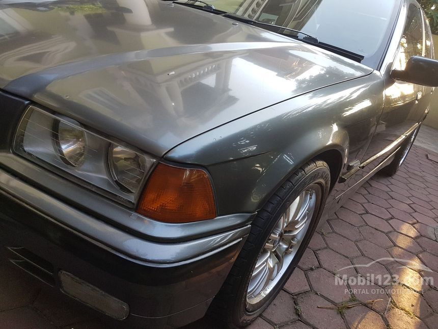 Jual Mobil  BMW  318i 1992  1 8 Manual 1 8 di Banten Manual 