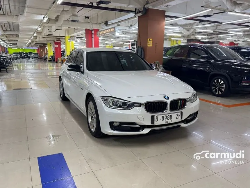 2013 BMW 320i Sport Sedan