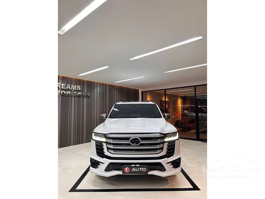 2024 Toyota Land Cruiser 300 VX-R SUV