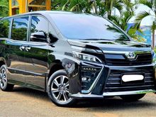 2018 Toyota Voxy 2.0 R80 Wagon hitam kilometer 20rban pajak panjang