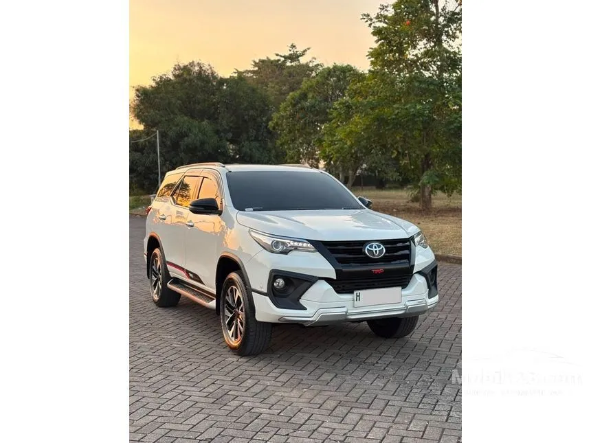 2018 Toyota Fortuner VRZ TRD 4X2 SUV